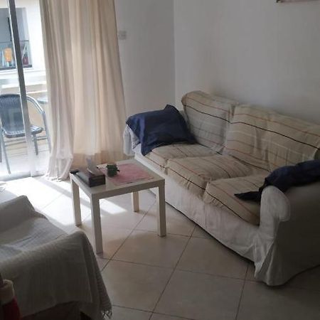 1 Bedroom Flat 200M From The Beach In Germasogia Tourist Area Limassol Bagian luar foto