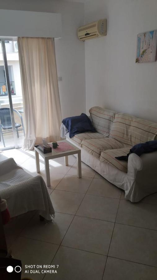 1 Bedroom Flat 200M From The Beach In Germasogia Tourist Area Limassol Bagian luar foto