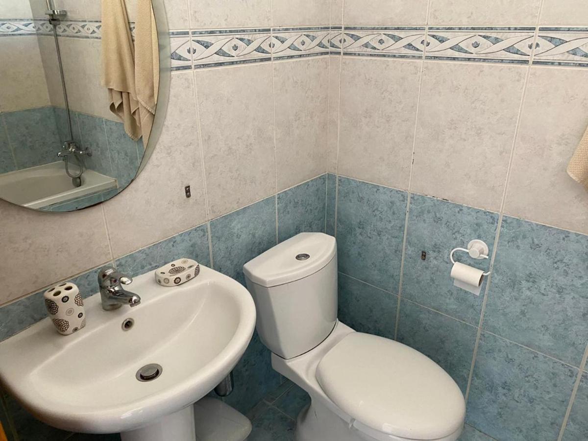 1 Bedroom Flat 200M From The Beach In Germasogia Tourist Area Limassol Bagian luar foto
